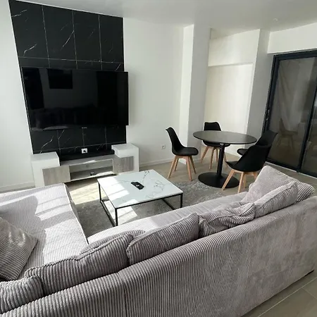 Apartment Hyper Centre - Coty *